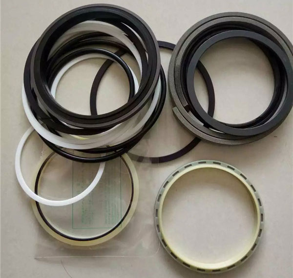 小松挖掘機保養件